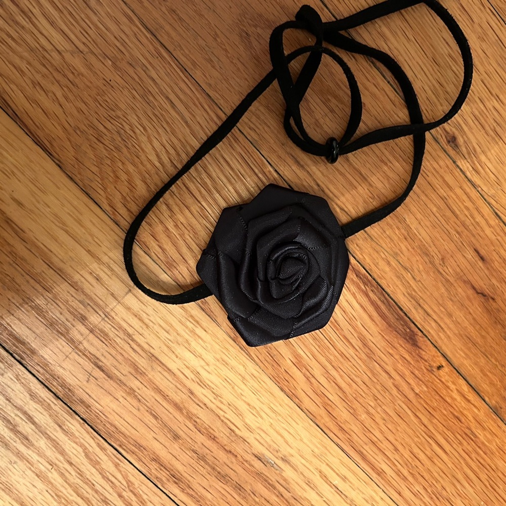Black Rose Silk Choker